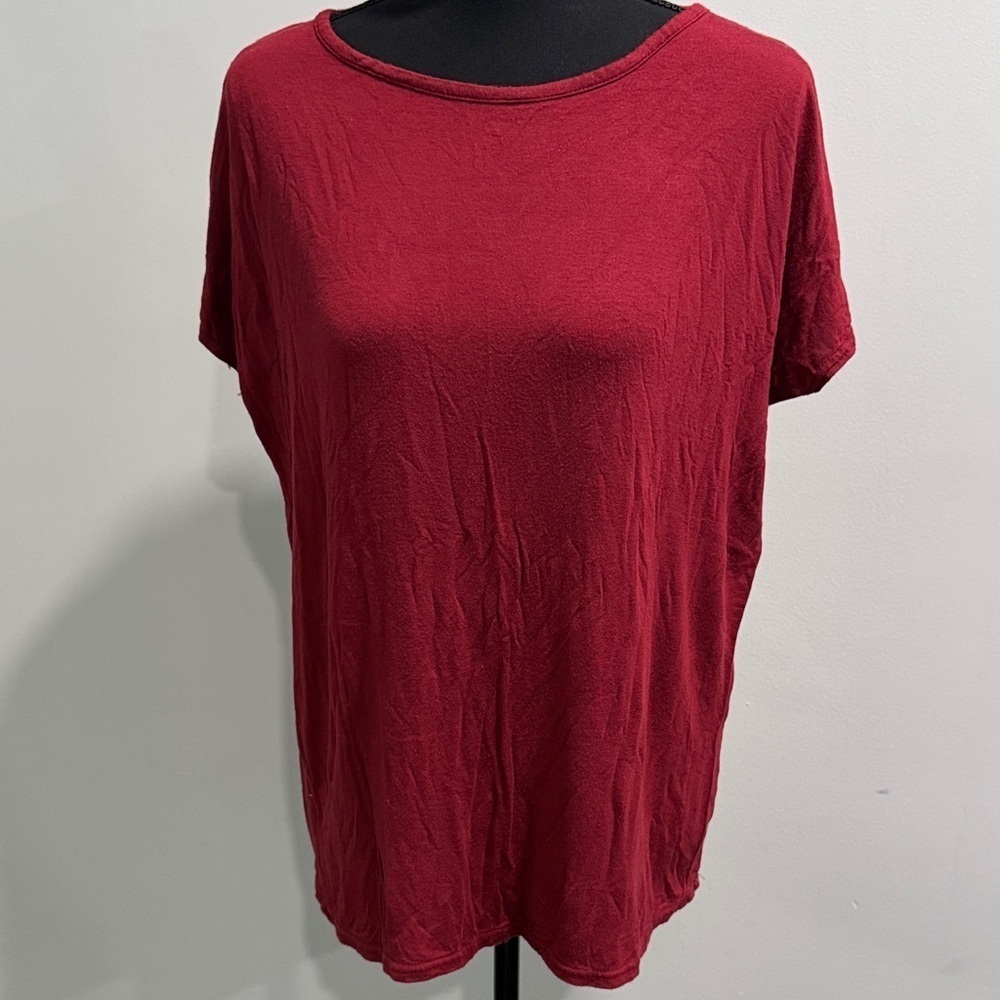 🔵 Boohoo Rich Red Short Sleeve Tee Size Medium